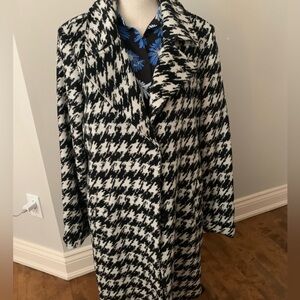 Katherine Barclay Black and White Trench Coat